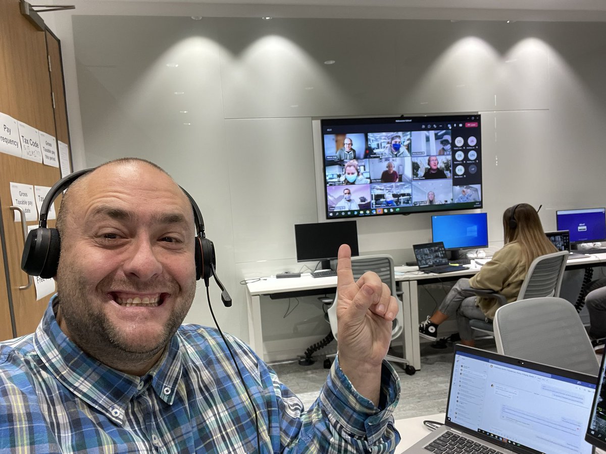 PaddyGrahamLD's tweet photo. After 18 months we can enjoy in office training again, so happy!! 

We continue to blend remote and in person training, linking Newcastle and Cape Town today! @AndyWatsonSage @daveroll1 @sharonoley https://t.co/SdnikH7TSZ