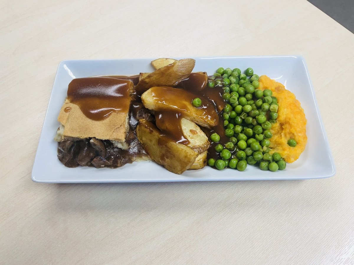 Home made beef and ale pie with potatoes wedges, swede mash and peas! One of the many new favourite dishes on our #WinterMenu. Empty plates all round 😋🍽😋#HomeMadePie #ResidentsMenu #HappyLiving #HomeComforts #HeatherVale