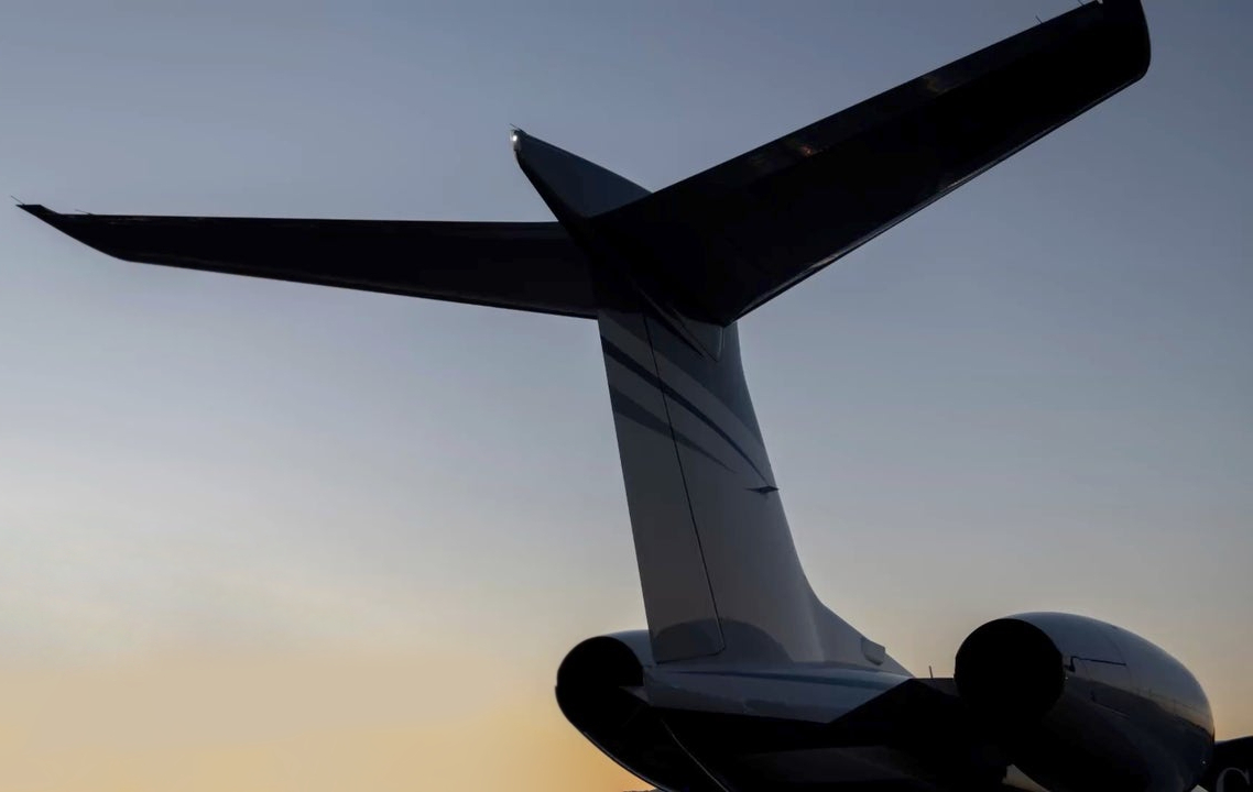 RoyalAvGroup's tweet photo. There is a magical thing about aviation sunsets 🌇✈️

#RoyalExperience #LuxuryTravel #privateAviation #GroundHandling #TripSupport #Gulfstream https://t.co/iMBIPLSWAE