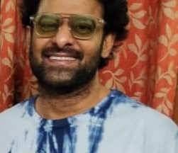 Prahi16523's tweet photo. Happy birthday Darling....keep rising and shining,may Mahadev protect you from all evil eyes 
I LOVE YOU ❤❤
#Prabhas #RadheShyam #HappyBirthdayPrabhas #GlobalPrabhasDay https://t.co/0FyDZ7rgk5
