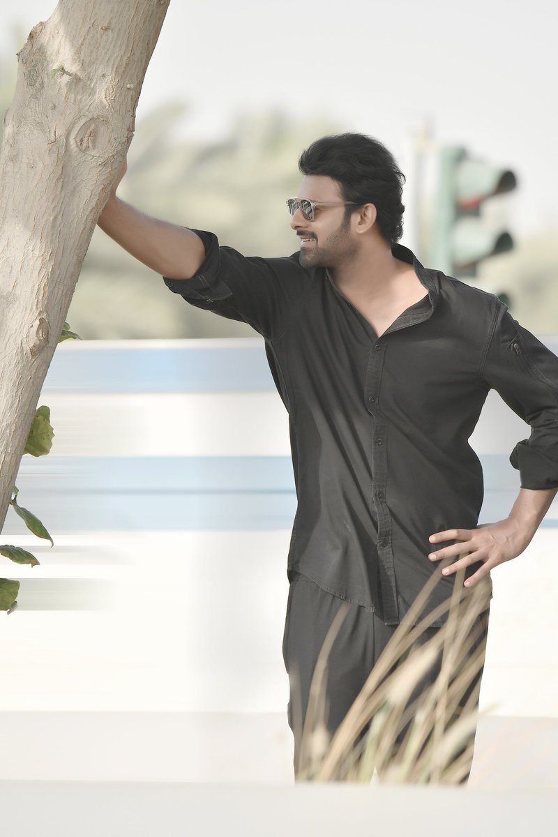 delli_sai's tweet photo. H"day Darling 💙
#HappyBirthdayPrabhas #GlobalPrabhasDay #Salaar #RadheShyam #Adipurush #ProjectK https://t.co/yZ3TVCvPEg