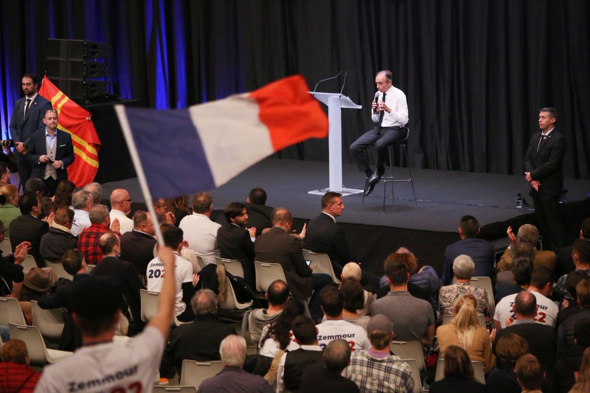 ZemmourEric's tweet image. Merci aux Rouennais ! 
#Rouen #CroiséeDesChemins