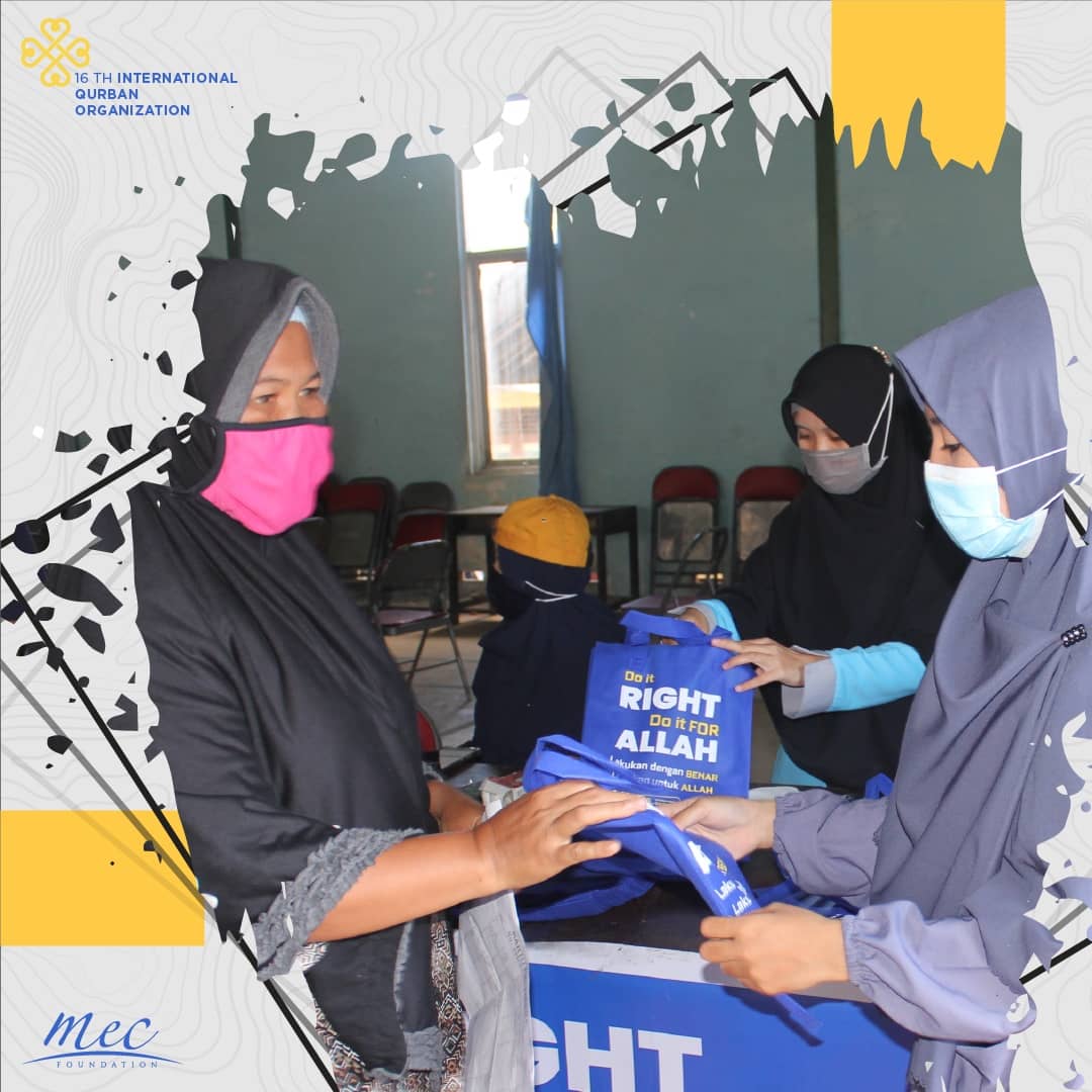 mecvakfi's tweet image. MEC Foundation 16th International Qurban Organization team is in Indonesia.  The distribution of qurban  meat continues on Lombok Island. 
#DoItRight #DoItForAllah