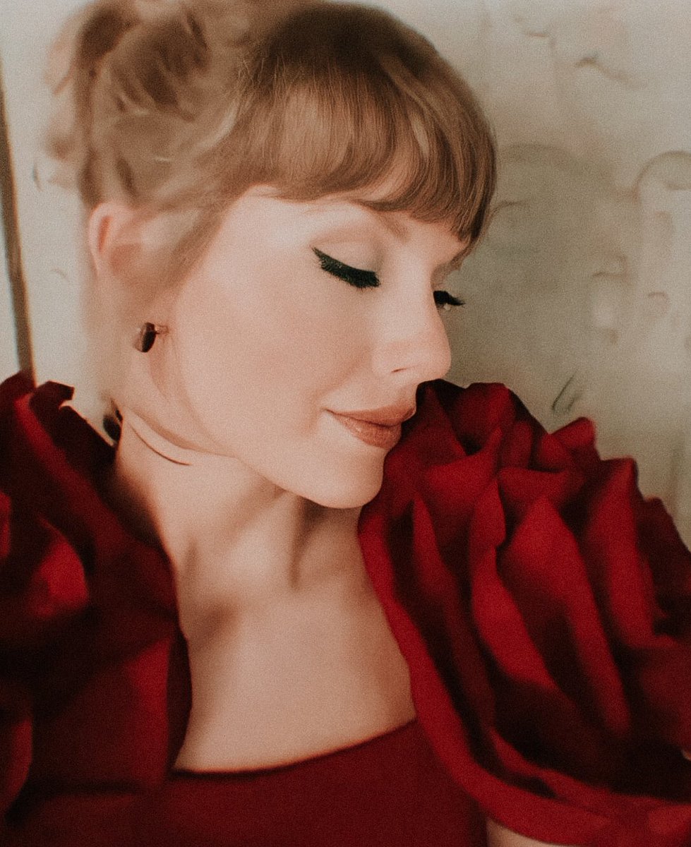 she’s ethereal 💃🏽