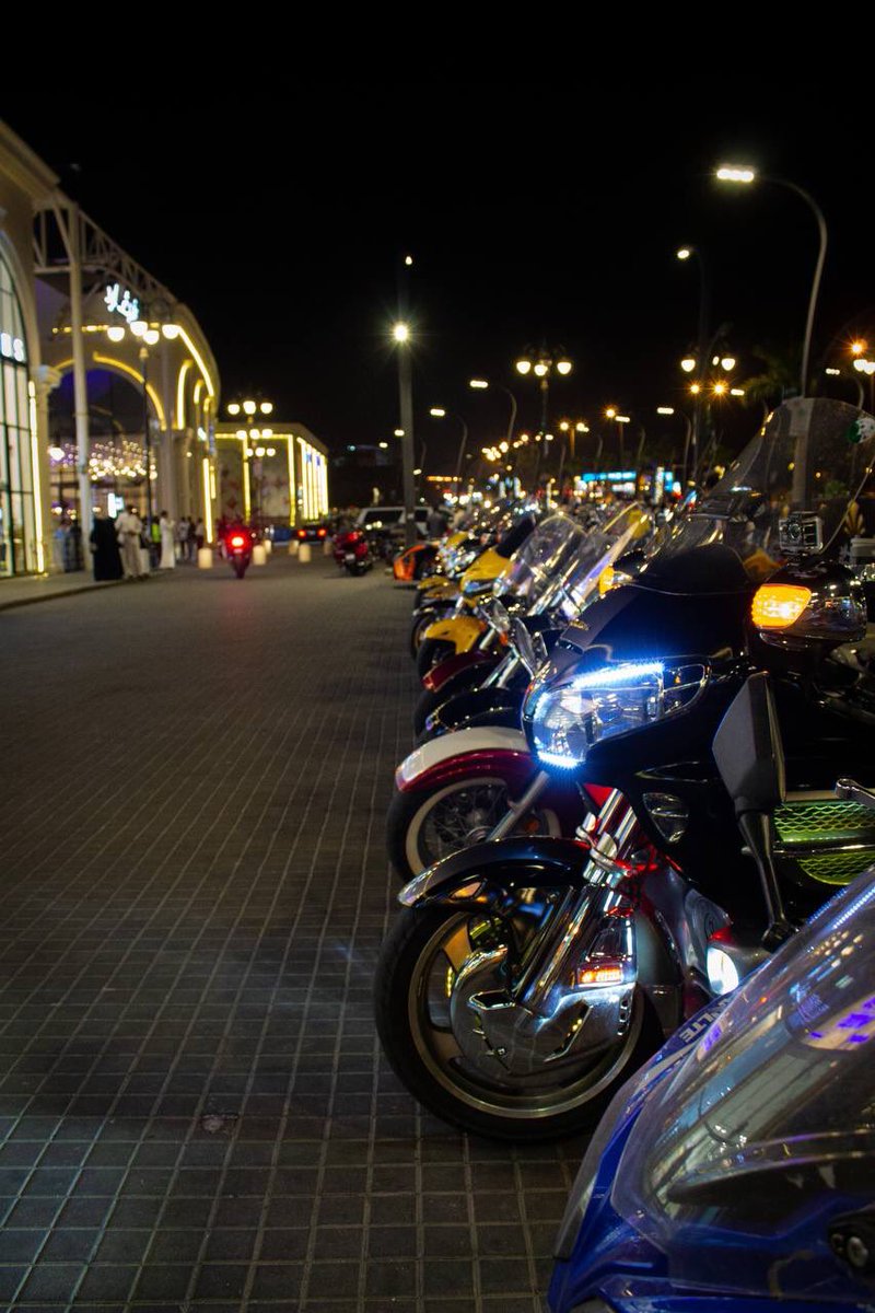 pro_bikers_abha's tweet photo. جانب من مشاركة فريق #المحترفون_بايكرز مع #جمعية_زهرة حملة ( كيف كنت وين صرت ) للتوعية من سرطان الثدي ٢٠٢١ ، في #بوليفارد_خميس_مشيط #ابها #دراجات_نارية 
#دبابات 
#اكسبلور
#عسير
#أبها
#خميس_مشيط
#النماص
#أحد_رفيدة
#بللسمر
#بللحمر
#تنومة
#سراة_عبيدة. https://t.co/cDOfsA608m