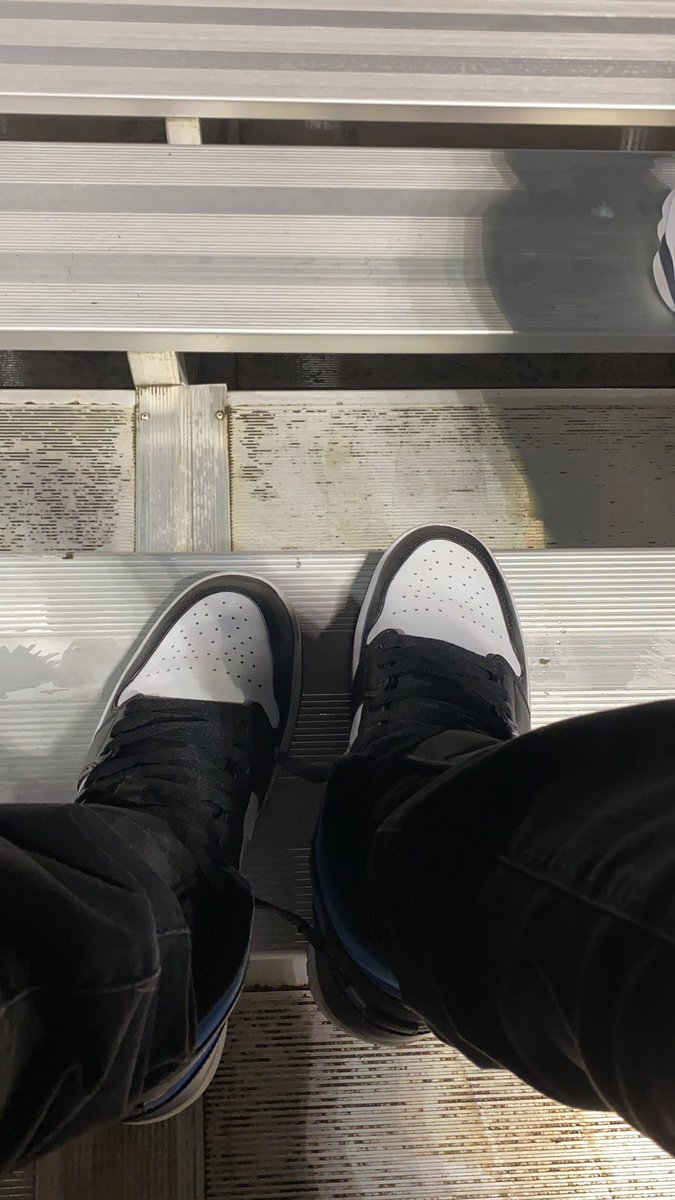 wayne4kt's tweet image. Going back outside cause top free🐍💚 @ForgiveSai