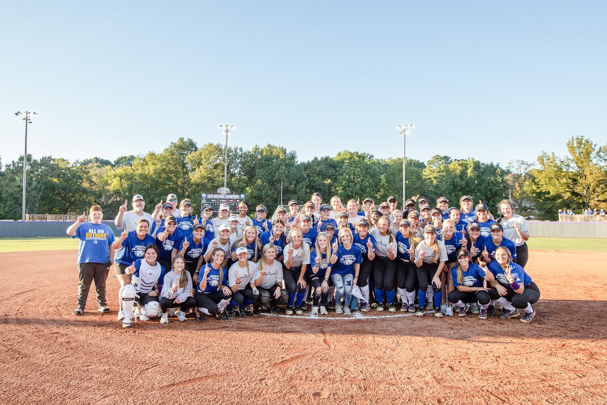 UNAAthletics's tweet photo. A beautiful evening honoring SGT Nick Risner’s Family and LT. Max Dotson! It was an honor to have Aili Risner throw out the first pitch. Thank you to the Shoals community for coming out to support this amazing family! 💙 https://t.co/2nlytdix3c