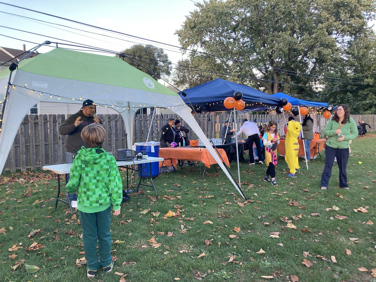 Briarwood celebrated the spooky season of Halloween with a dance party, candy, photo booth, and lots of smiles! Thanks to PTSA and all our families! <a href="/WestIrondequoit/">West Irondequoit CSD</a>