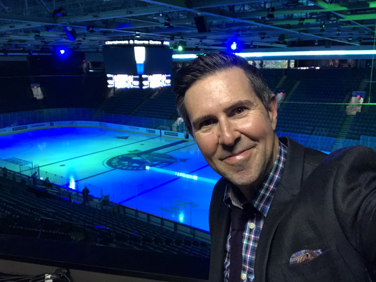 Excited to be on the mic calling the <a href="/abbycanucks/">Abbotsford Canucks</a> home opener on <a href="/TheAHL/">American Hockey League</a> TV. Clearly <a href="/DhaliwalSports/">Rick Dhaliwal</a> doesn’t miss a scoop. Let’s go!!! 🏒🥅🚨