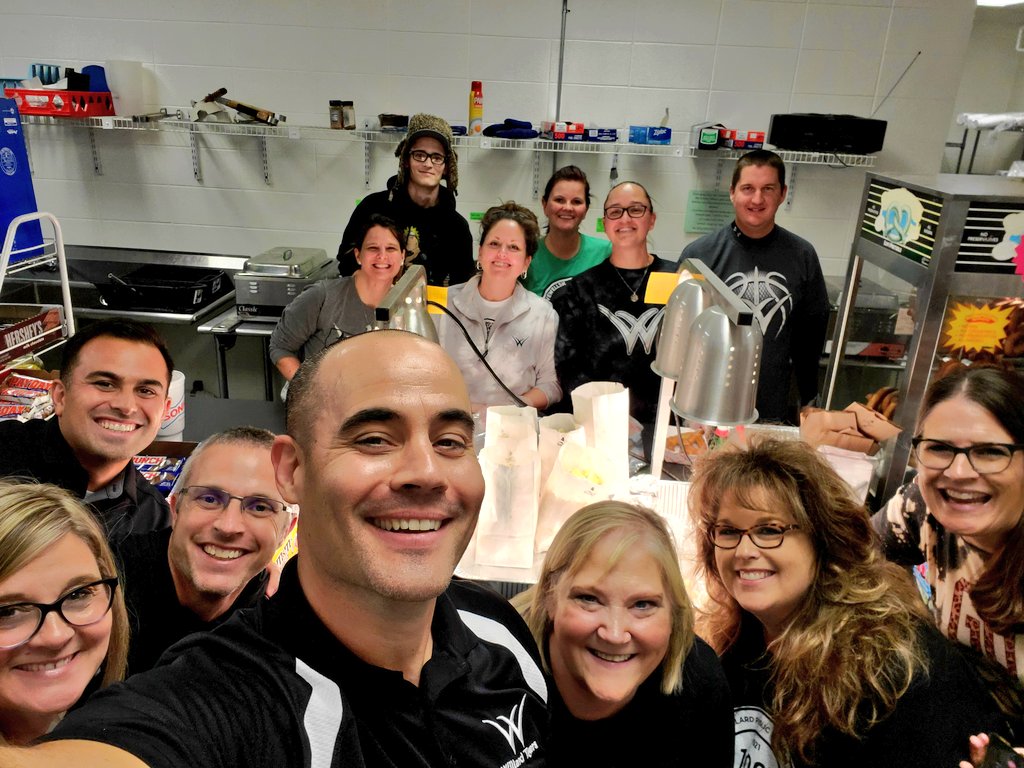 Having some fun in the <a href="/willardschools/">Willard Schools</a> concession stand tonight! We mostly got the change and orders right! 🤣 <a href="/DrMattTeeter/">Matt Teeter</a> <a href="/DrMissyLucas/">Missy Lucas</a> @kspencer_edu <a href="/LanceGallamore/">Lance Gallamore</a> @DrHJGallamore <a href="/suzanne_teeter/">Suzanne Teeter</a> <a href="/DrKevinMorrison/">Kevin Morrison</a> <a href="/JackiDub1/">Jacki Dublin</a>