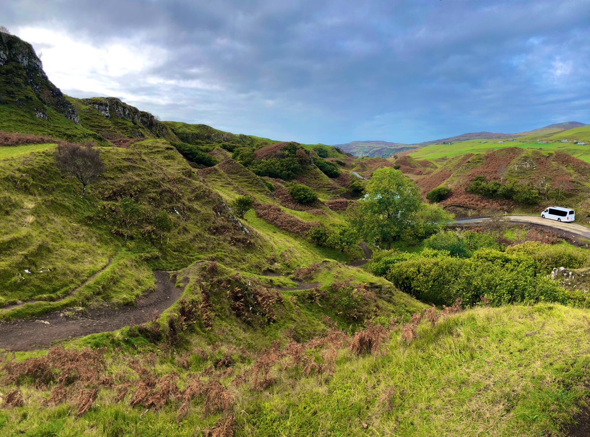 webbie_76's tweet photo. @timberbushtours hosted by Ray oor tourguide/Driver & DJ! If you want to do a Highlands then #Timberbushtours are the one! Pic Fairy Glen Isle of Skye. spot the tour bus π π΄σ §σ ’σ ³σ £σ ΄σ Ώ #fairyglenskye #IsleofSkye #timberbushtours #HIGHLANDS #Scotland #VisitScotland https://t.co/3s2aaRb1qH