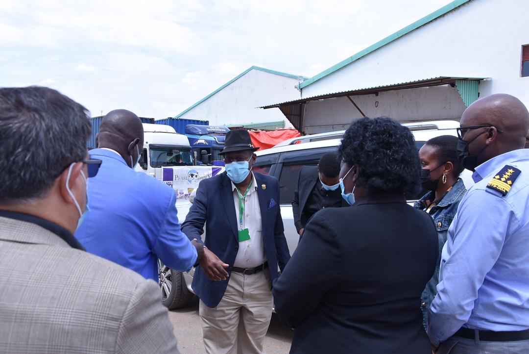 Good evening Friends. As you may recall, when I joined <a href="/MAAIF_Uganda/">MAAIF 🇺🇬</a> I highlighted 3priorities that we would adopt to transform the lives of small holder farmers. These were increased production and productivity, markets&amp; access to markets and agro-processing. <a href="/FrankTumwebazek/">Frank K Tumwebaze,MP: Isaiah 41: 11</a> /1