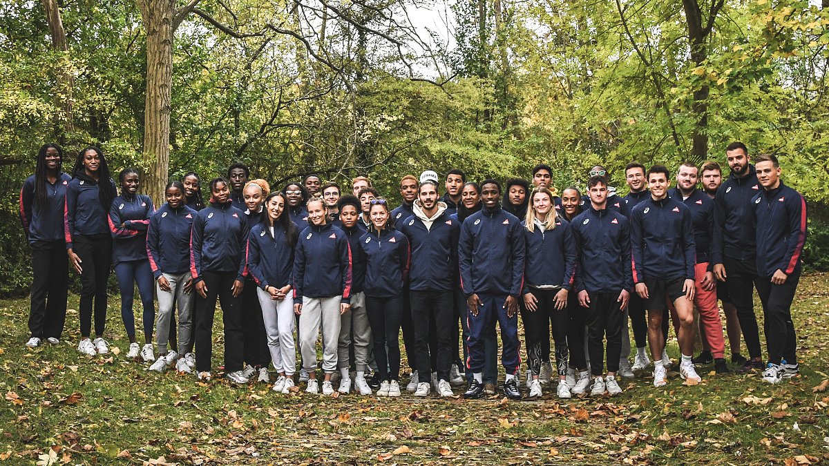 FFAthletisme's tweet photo. 🇫🇷 38 athlètes (17-24 ans) sont rassemblés sur l’île de loisirs de Cergy-Pontoise, dans le cadre du premier regroupement du collectif « 𝗔𝗺𝗯𝗶𝘁��𝗼𝗻 𝟮𝟬𝟮𝟰 ».

🥇 Un projet à l’initiative de Marie-José Pérec, au cours duquel sont proposés différents ateliers thématiques. https://t.co/jLMFqx8QTO