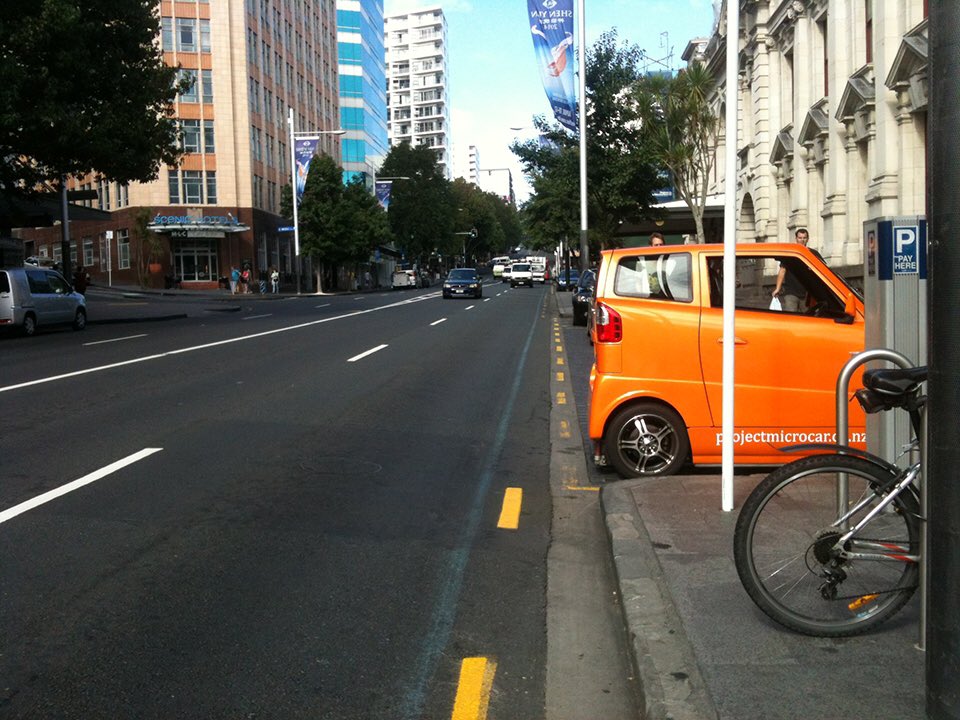 CommuterCars tweet media