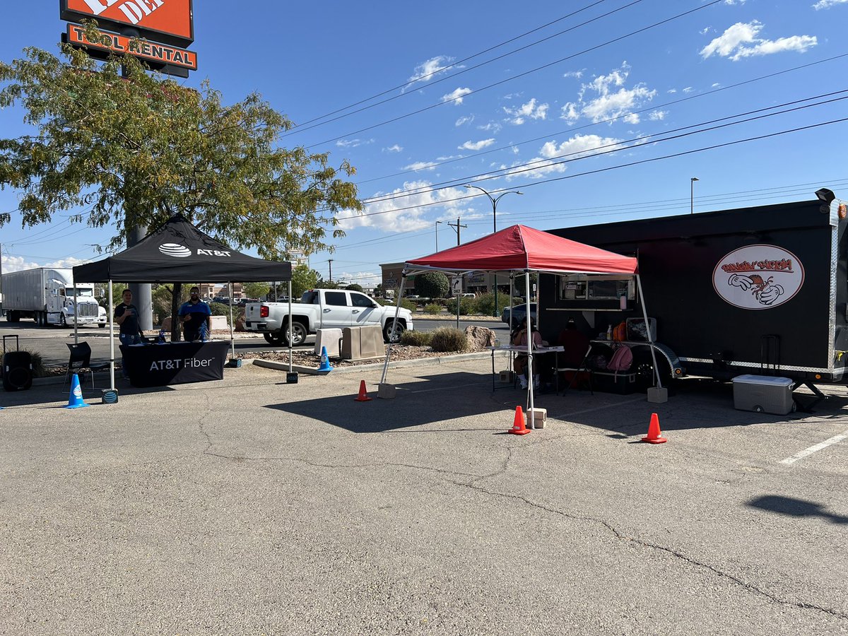 Andrew Snowball (@andrewxsnowball) on Twitter photo Another POP UP ๐จ. Your Local AT&T with El Paso best Bangin Birria Tacos!!! ๐ฎ. 12211 Montwood Dr, El Paso TX !! ๐ <a href="/Liz_Arch1/">Liz Archuleta</a> <a href="/LynetteMAguilar/">Lynette Aguilar</a> @RodrigoCast_ATT <a href="/Gisela_Sanchez1/">Gisela Sanchez</a> Another POP UP ๐จ. Your Local AT&T with El Paso best Bangin Birria Tacos!!! ๐ฎ. 12211 Montwood Dr, El Paso TX !! ๐ <a href="/Liz_Arch1/">Liz Archuleta</a> <a href="/LynetteMAguilar/">Lynette Aguilar</a> @RodrigoCast_ATT <a href="/Gisela_Sanchez1/">Gisela Sanchez</a>