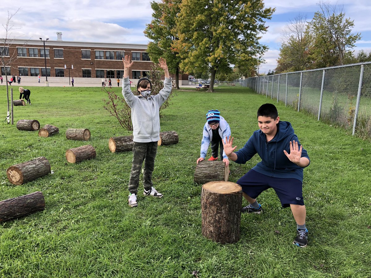 It was a wet muddy job but somebody had to do it! Thank you Class 7-1 for helping to set up our outdoor learning space! #bestclassever @DiamondTrailPS