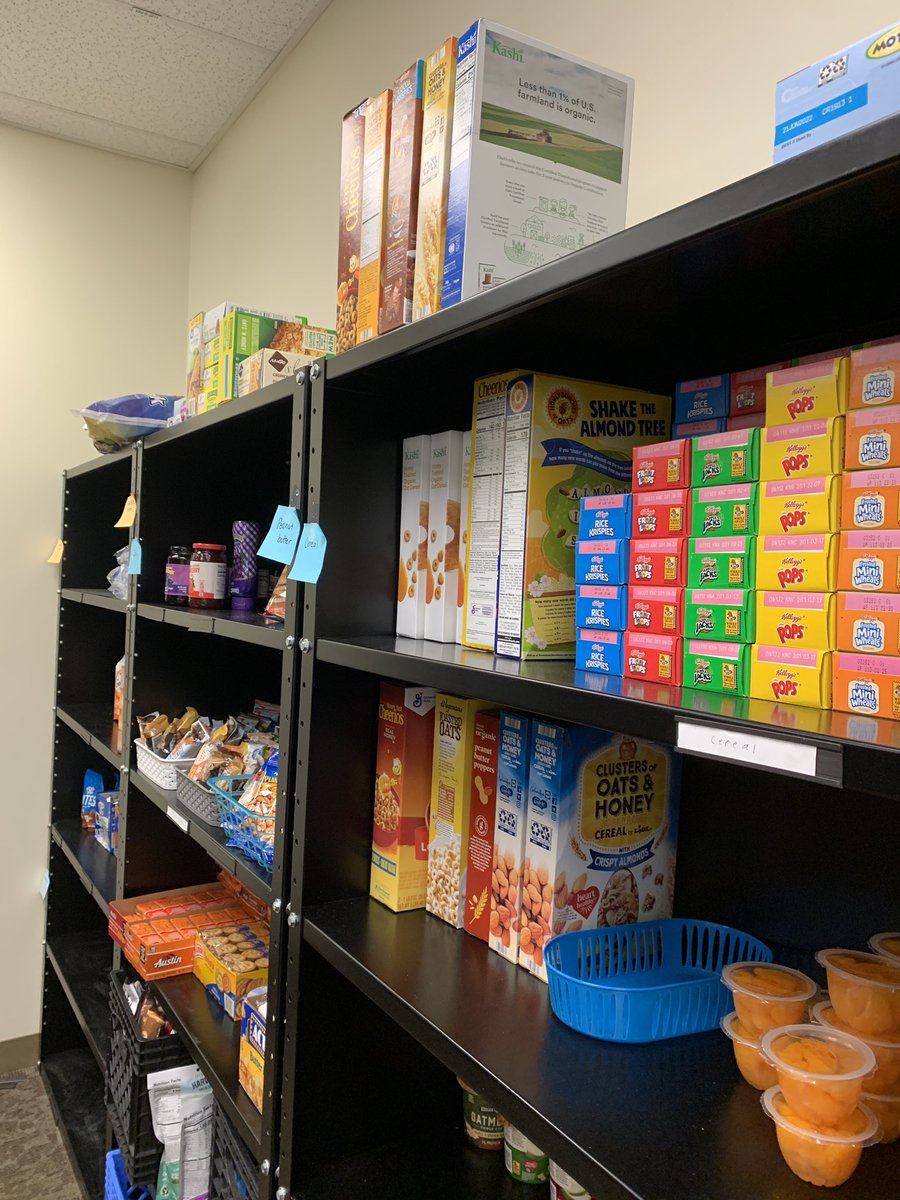 gmupantry's tweet photo. Wow! Look at all of those supplies! Big thank you to @CityofFairfaxVA, @VolunteerFFX, and all of our other wonderful supporters!! https://t.co/65wUIUX78J