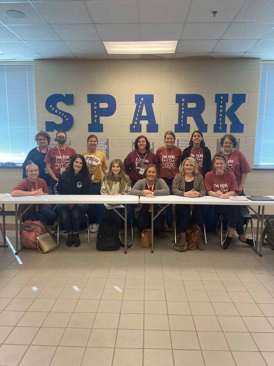 Thank you, <a href="/RvES_Dawson/">Riverview Elementary</a> , for hosting our 4th grade collaborative meeting! What an amazing group! #1DSTRONG
