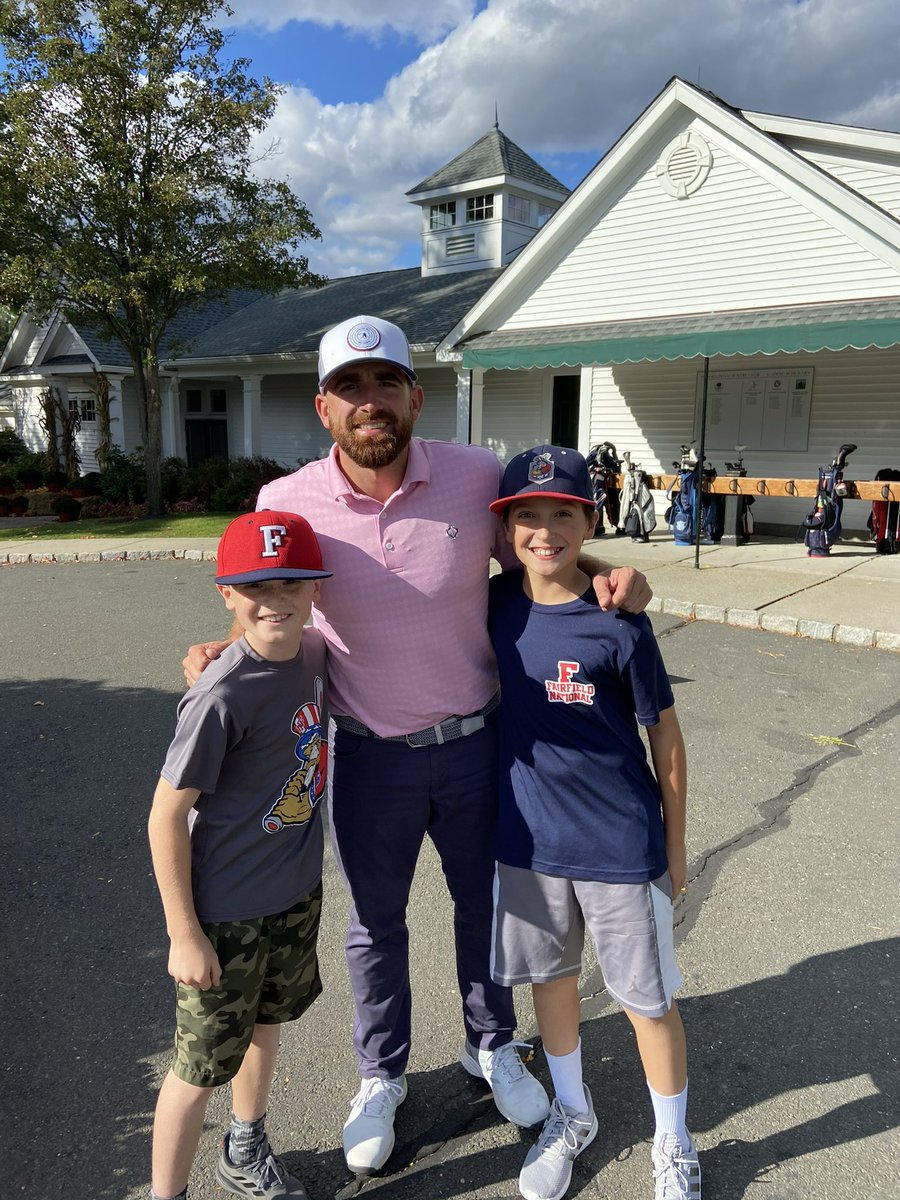 rdylanoconnor's tweet photo. @DudePerfect just wanted to thank you for making my 10 year olds day/week/month. You guys were golfing before your Bridgeport, CT show and I’m certain you got swarmed by people looking for photos. You took pics with them &amp; smiled the whole time. Appreciate you showing such class! https://t.co/faPrcWoXuo