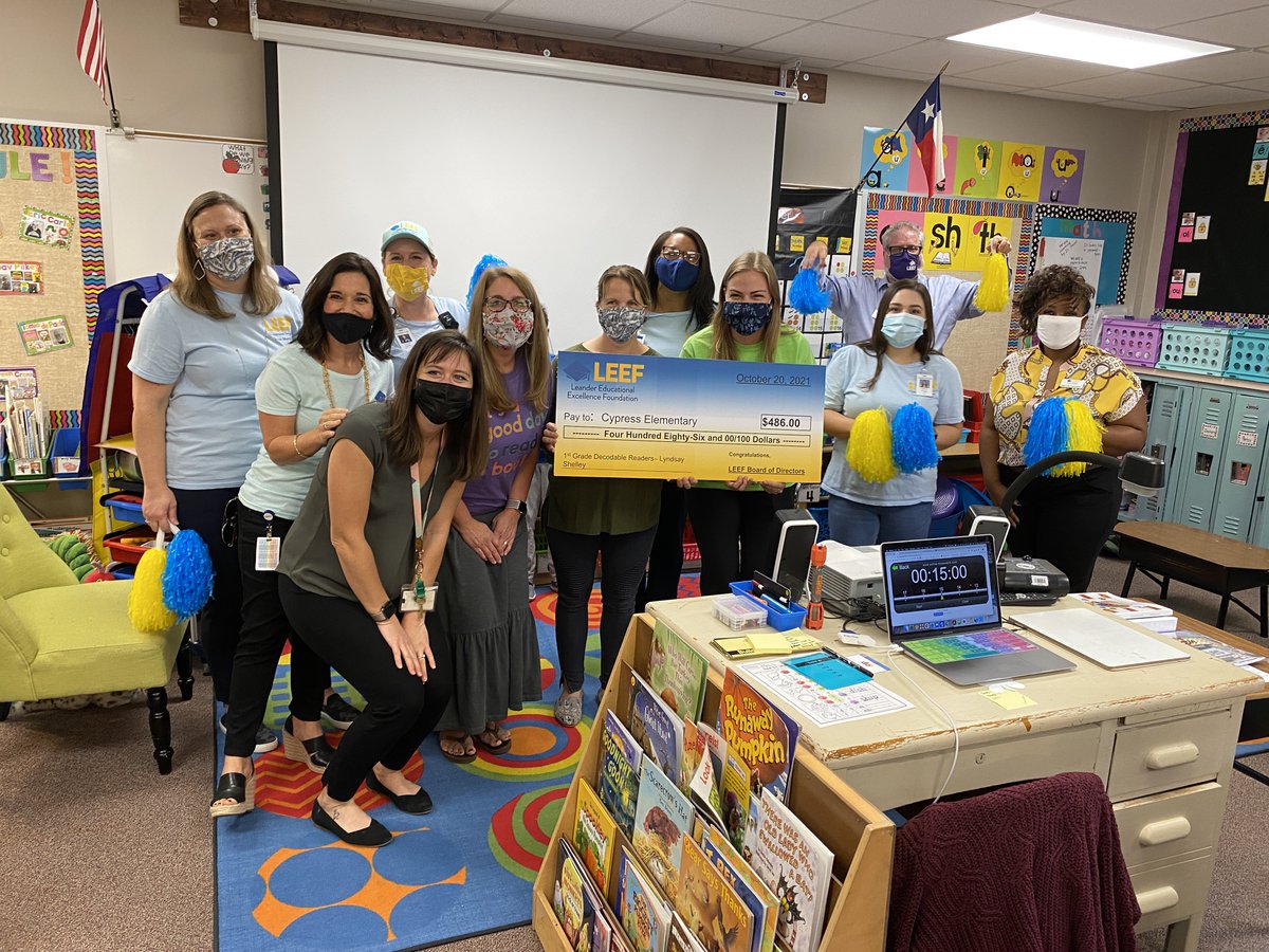 Congratulations to our Fall 2021 Innovative Grant Recipients! 🥳 Thanks to the support from our community, $9,202 was awarded to impact our Leander ISD students and teachers.💙💛 Check out all the pictures of the recipients here: facebook.com/media/set/?van….
