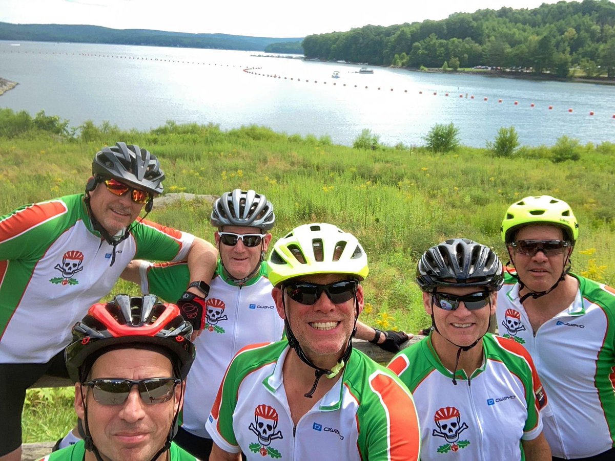 FOSSILSbikers's tweet photo. If you’re out #cycling tomorrow in the #FauquierCounty Great Pumpkin Ride, be sure to say hello to your friendly neighborhood FOSSILS! | 🎃 @FauquierTrailsC #GPR21 🍻 https://t.co/ezhJVih4Xb