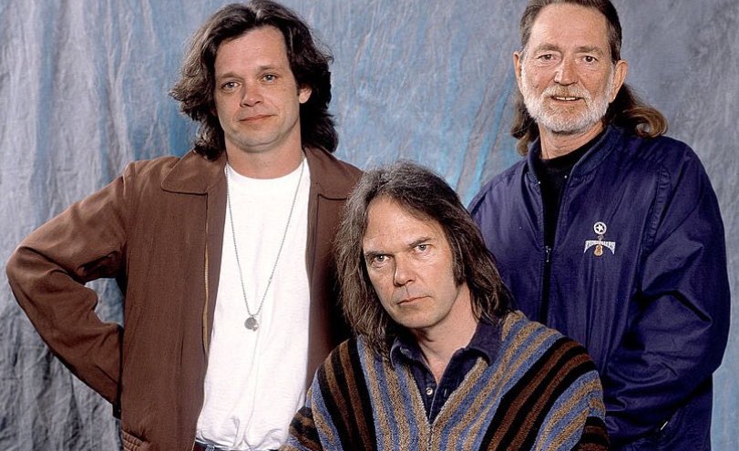 Super70sSports's tweet photo. They look like the three best teachers at some high school in Nebraska. https://t.co/nYtzLCwMeW