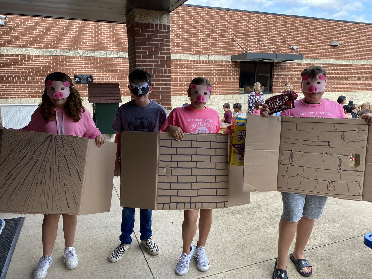 WeAreAda's tweet photo. After reading The Three Little Pigs and building their own houses to withstand the wolfโs huffing and puffing, AJHS Performing Arts helped Kindergarten finish their STEAM week by reenacting the story ๐ท๐ท๐ท๐บ #HallowSTEAM https://t.co/zcMCzDfKou