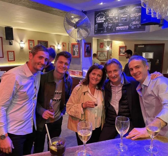 CgennaroSaint's tweet photo. Plus de 60 @jeunesrep31 rassemblés ce soir autour d’@AurelienPradie 
Merci à @Seb_Canovas et à toute son équipe pour cette belle initiative.
#LaDroiteEnOccitanie https://t.co/J8FWzimGZM
