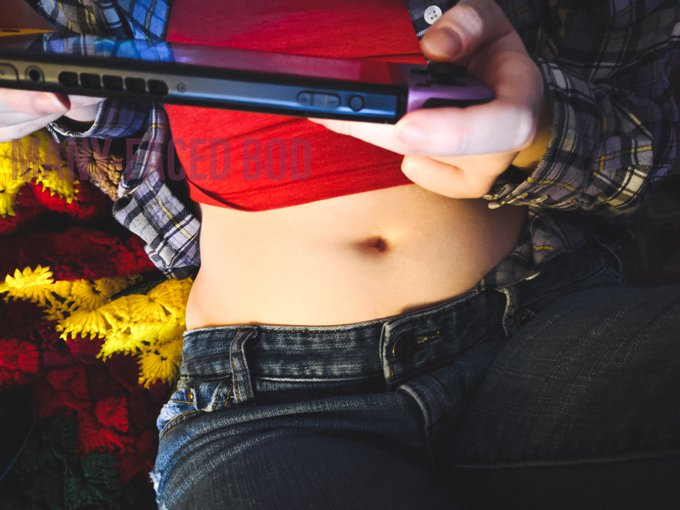 Huh? Couldn't be me hoping someone buys me dinner tonight 👉👈 https://t.co/rNINYGR7Km<a href="/tag/belly"class="tags"><span>#belly</span></a><a href="/tag/bra"class="tags"><span>#bra</span></a><a href="/tag/bellybutton"class="tags"><span>#bellybutton</span></a><a href="/tag/navel"class="tags"><span>#navel</span></a><a href="/tag/%E3%81%B8%E3%81%9D"class="tags"><span>#へそ</span></a><a href="/tag/%EB%B0%B0%EA%BC%BD"class="tags"><span>#배꼽</span></a>