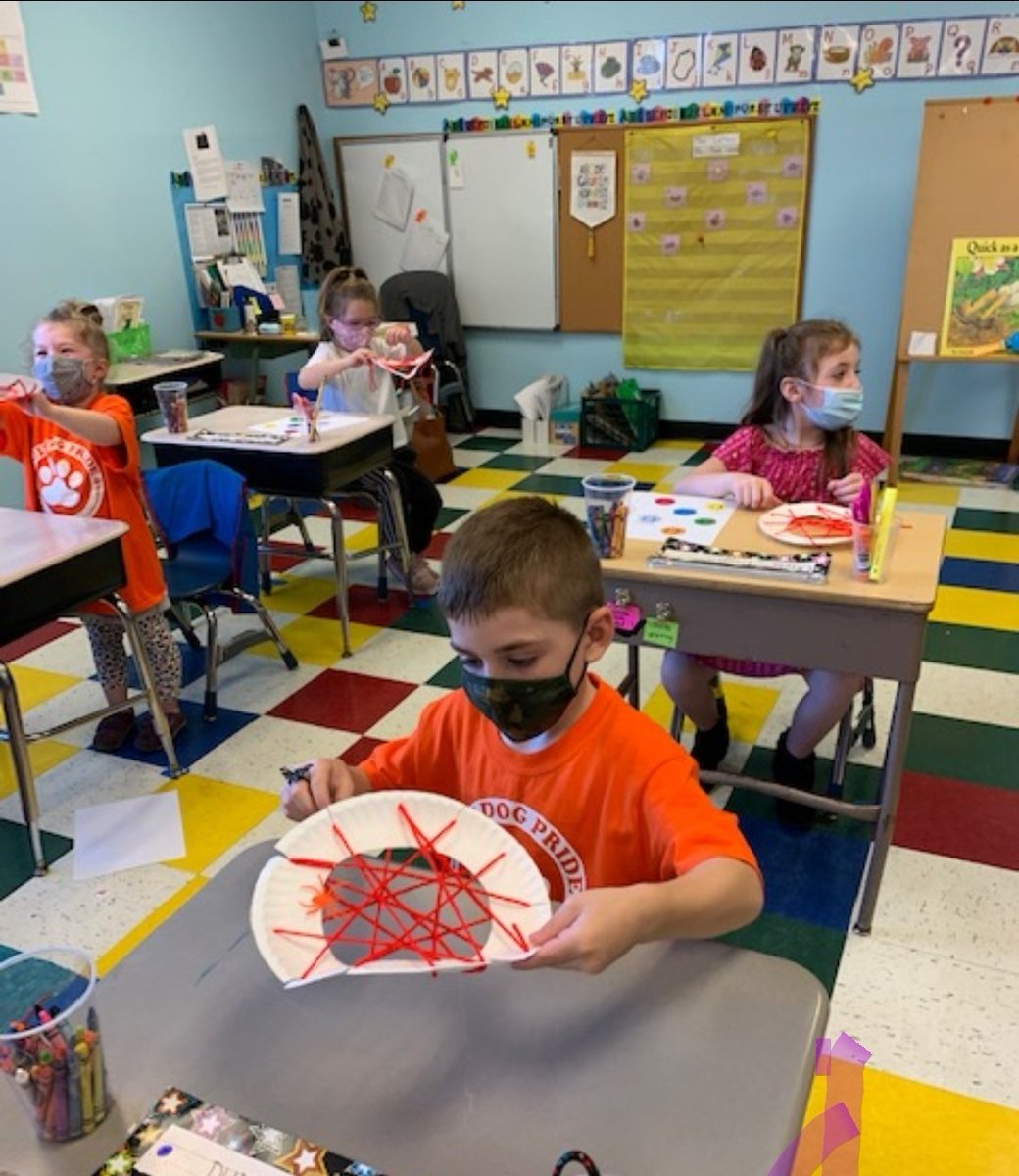 KaitlynQuick14's tweet photo. It was a fun day in Kinder Super STEM today! We listened to The Very Busy Spider and then got busy engineering our own web! They tested and redesigned to improve their function and catch those bugs! Thank you for allowing me this extra fun weekly! @reneefrey1 #WeBelieveInSGF https://t.co/HW1jS1seZW