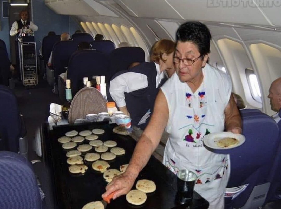 SalvadoranPride's tweet photo. What flights on Volaris look like. 🇸🇻 https://t.co/hqjnoZVE0A