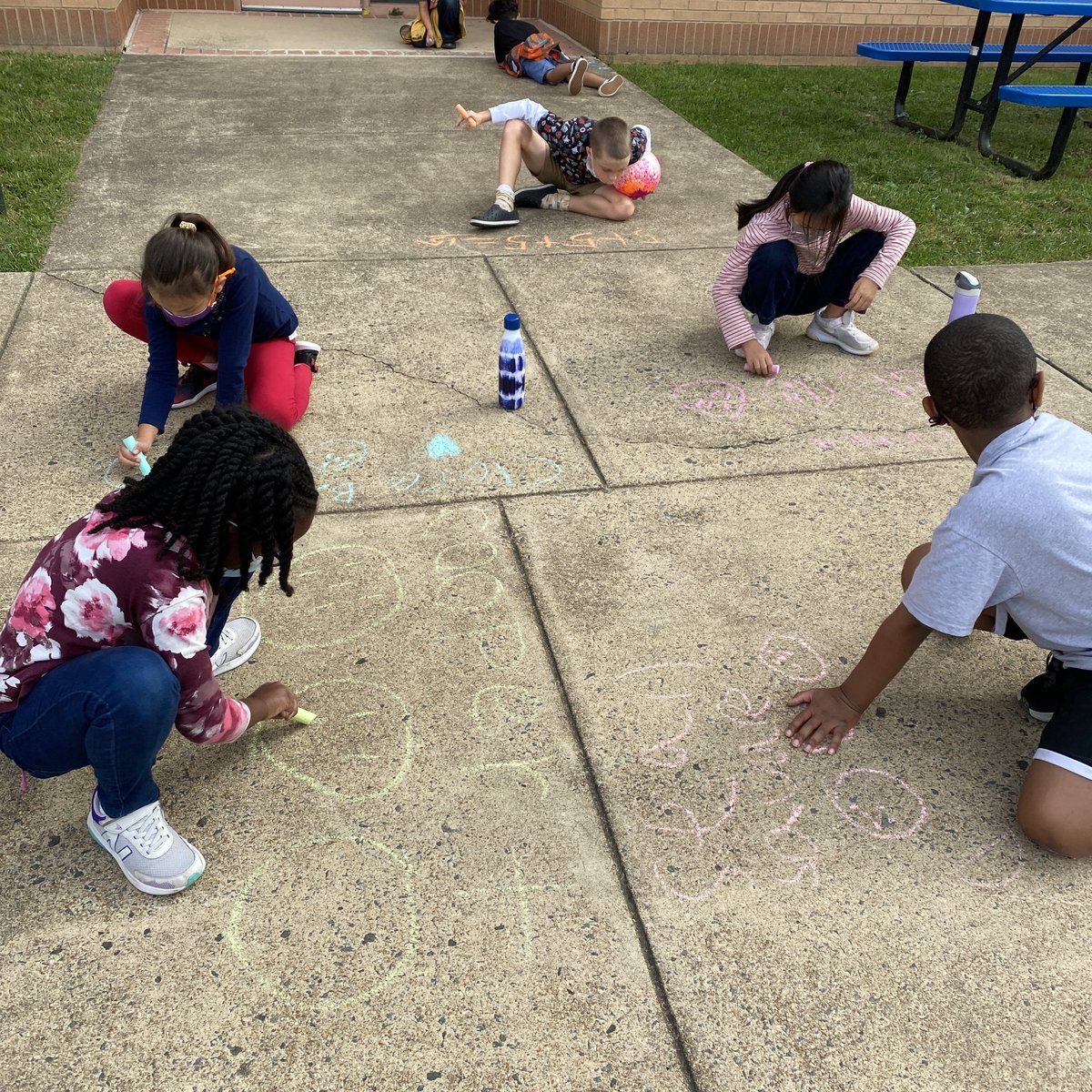 Ms. Neuhart tweet media