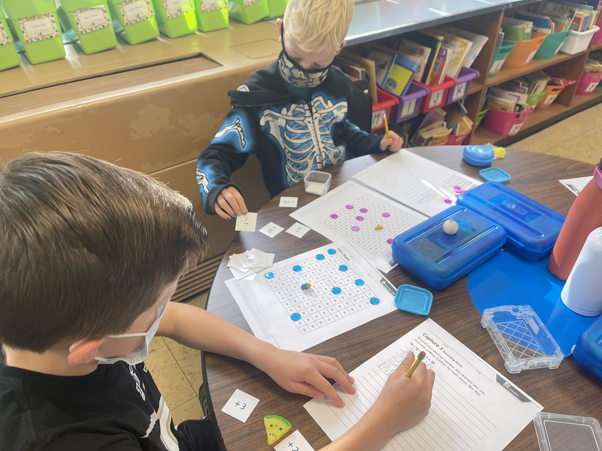 Ms_JHughes's tweet image. Today, we kicked off our new math unit by playing Capture 5! Games are not only fun, but also give us opportunities to explore fundamental number concepts. We used our number sense & counted using both ➕ and ➖!!#TeachingForUnderstanding @Inv3_Math @RSDBusinessMath