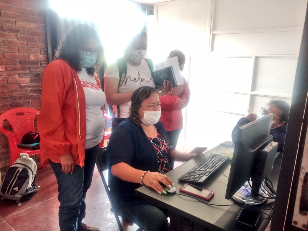 Apoyando a nuestros Consejos Comunales <a href="/sjbconbernal/">San Juan Bautista Con Bernal</a> en la carga de proyectos ante el CFG Sistema Sinco 
#VenezuelaTieneConQue 
#SanCristóbalTieneConQue 
#SanJuanBautistaTieneconQue
Fortaleciendo el Pode Popular 
<a href="/NicolasMaduro/">Nicolás Maduro</a> <a href="/FreddyBernal/">Freddy Bernal</a> <a href="/Silfredo_SC/">Silfredo Zambrano</a> <a href="/Amemosaltachira/">Amemos al Táchira</a>