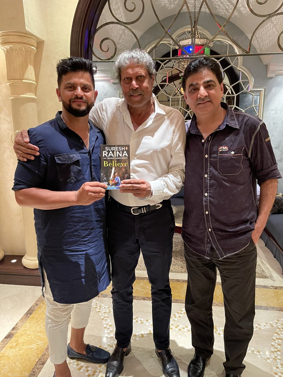 ImRaina's tweet photo. It is such an amazing feeling to meet your idol &amp; show your work to him, can’t express this in words. Thank you @therealkapildev Paaji for taking out the time &amp; @TheSethiAjayK for hosting us so wonderfully! #blessed #Believe 🙌✨ @PriyankaCRaina #Dubai https://t.co/IcVOnlcl1C