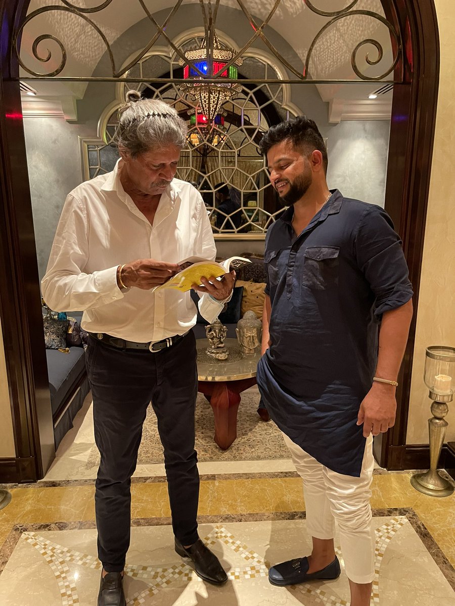 ImRaina's tweet photo. It is such an amazing feeling to meet your idol &amp; show your work to him, can’t express this in words. Thank you @therealkapildev Paaji for taking out the time &amp; @TheSethiAjayK for hosting us so wonderfully! #blessed #Believe 🙌✨ @PriyankaCRaina #Dubai https://t.co/IcVOnlcl1C