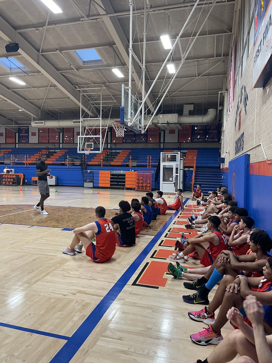 Special thanks to Coach Marcus Hubbard from @ASUrams_hoops for swinging by workouts this morning and visiting with our guys. Loved listening to your journey. Great words of wisdom to finish off the week. #G.R.I.T. #SicEmC.A.T.S. <a href="/coachv32/">C.J. Villegas, M.Ed.</a> <a href="/JamalAnene/">Jamal Anene</a>