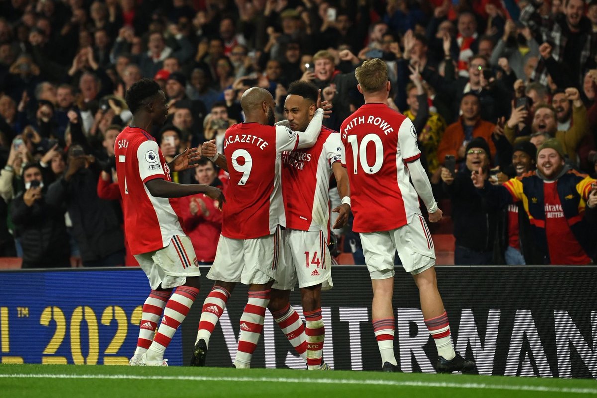 ARSENAL END POOR VILLA RECORD ARSENAL END POOR VILLA RECORD