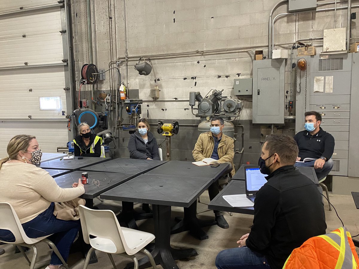 We were happy to host <a href="/KAP_Manitoba/">Keystone Agricultural Producers</a> staff at the <a href="/UMDiscoveryCtre/">Discovery Centre</a> and Glenlea Research Station. Great discussion on farm safety and outreach collaboration with <a href="/umanitoba/">University of Manitoba</a>.