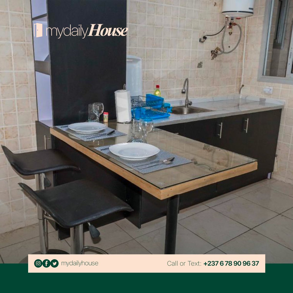 MyDailyHouse's tweet image. Helloo Daily Peeps,
C’est déjà le week-end et le week-end tout est permis…ou presque 😅.
Autorisez-vous une escapade dans notre Studio meublé de Bonapriso (Armée de l’air) 🤩.
N’attendez pas, réservez dès maintenant !!
#Douala #Cameroun #Bonapriso #Weekend #Vacances #Fun #Trip