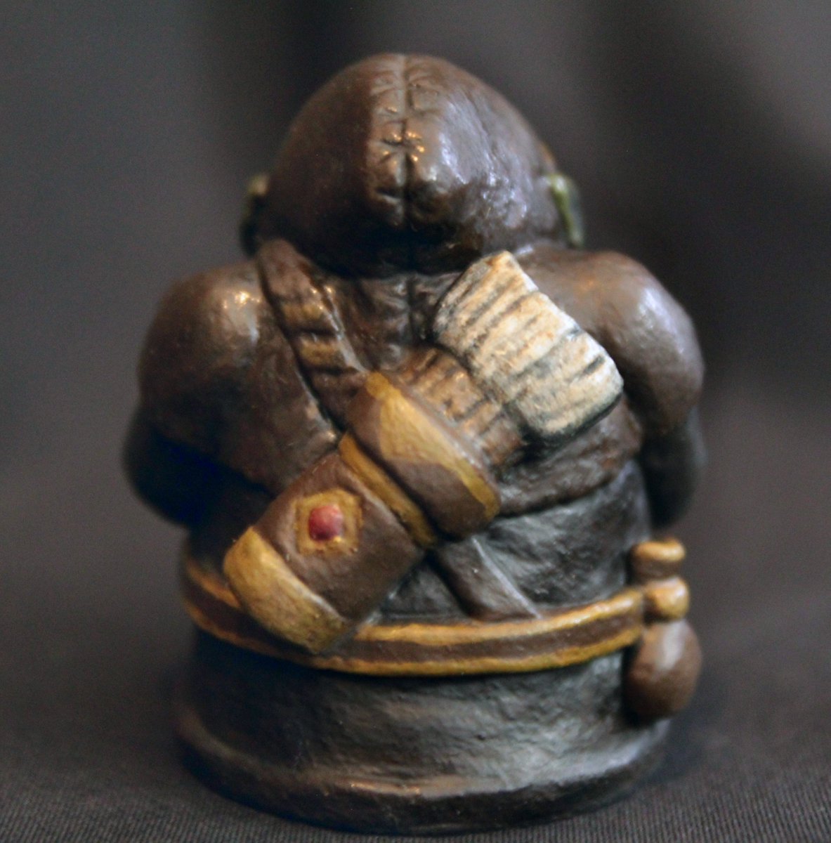 FrankHeiler's tweet photo. 'The Archer'
1.4" x 1.4 " x  1.75"
Mixed Media.
For Sale:
https://t.co/HDJfPXCu1K

 #horror #horrorart #darkart #ghoul  #outsiderart #outsiderartist #undergroundart #statue #fantasyart #goblin #gremlin #troll #elf #imp #orc #miniatures  #carving #ivorycarving #replica #ancient https://t.co/oQZcBbKPia