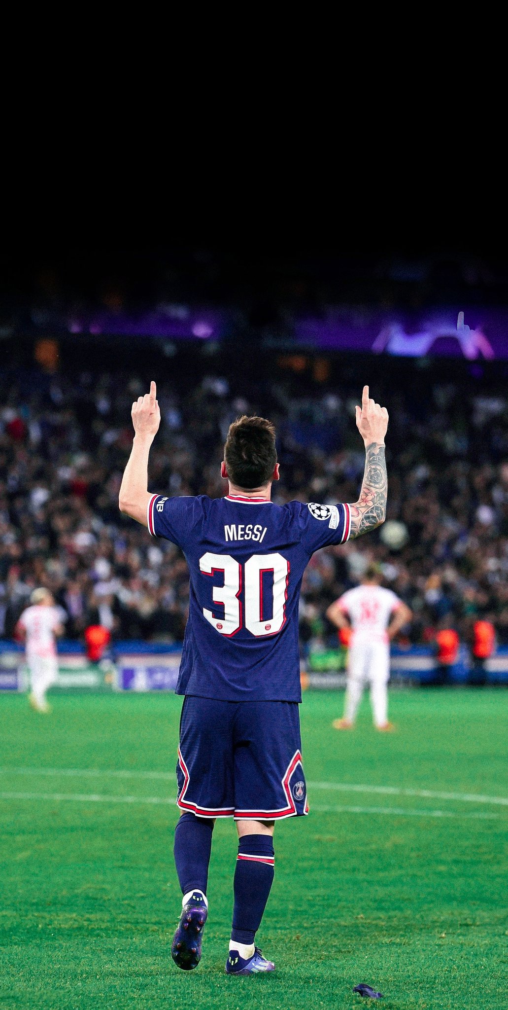 Hãy lấy cảm hứng từ tuyệt phẩm của Messi trên sân cỏ và biến màn hình điện thoại của bạn thành một tác phẩm nghệ thuật với bức hình nền Messi đẹp mắt này. Hãy tải về ngay!