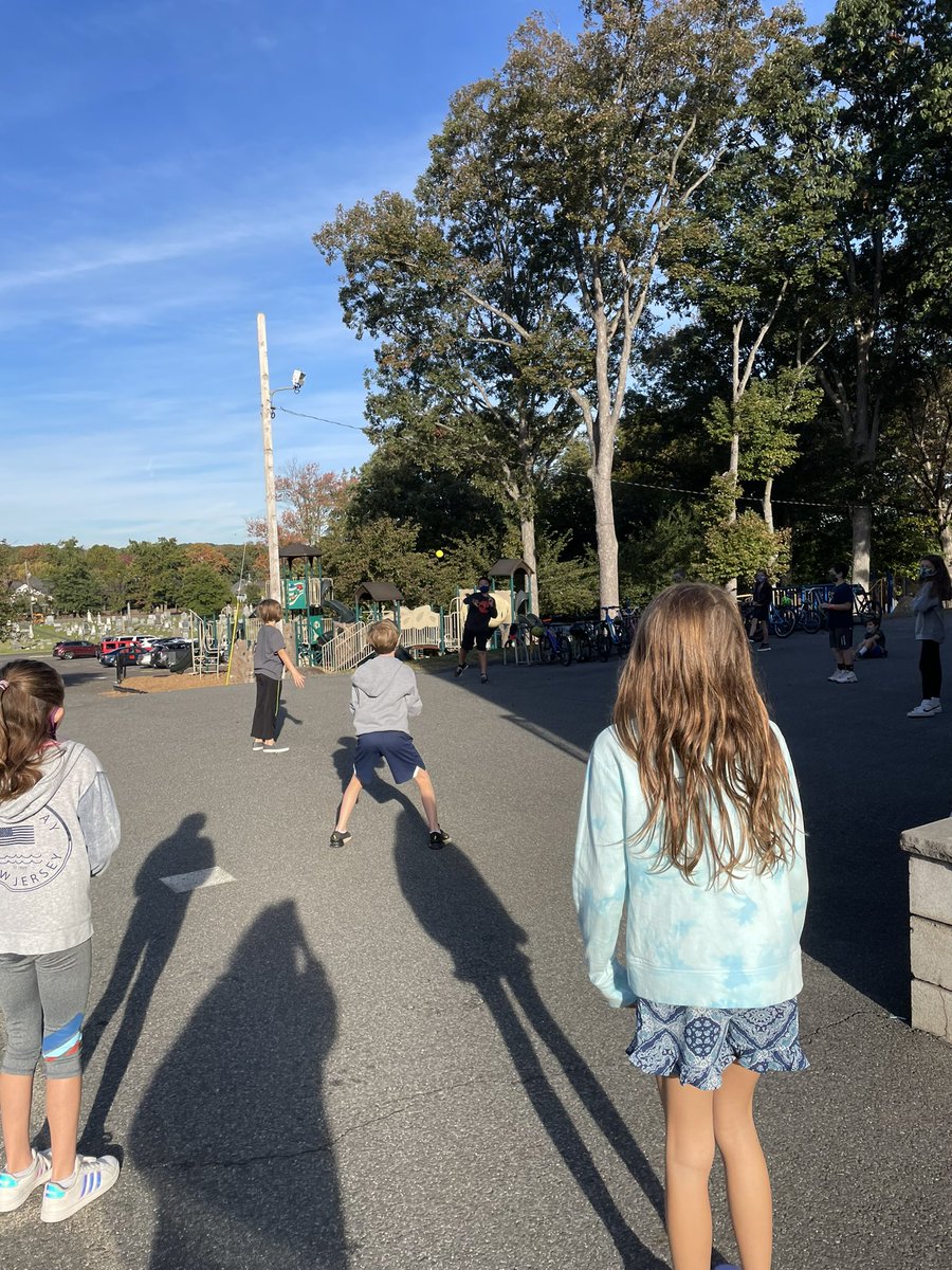 Ms. Ross tweet media