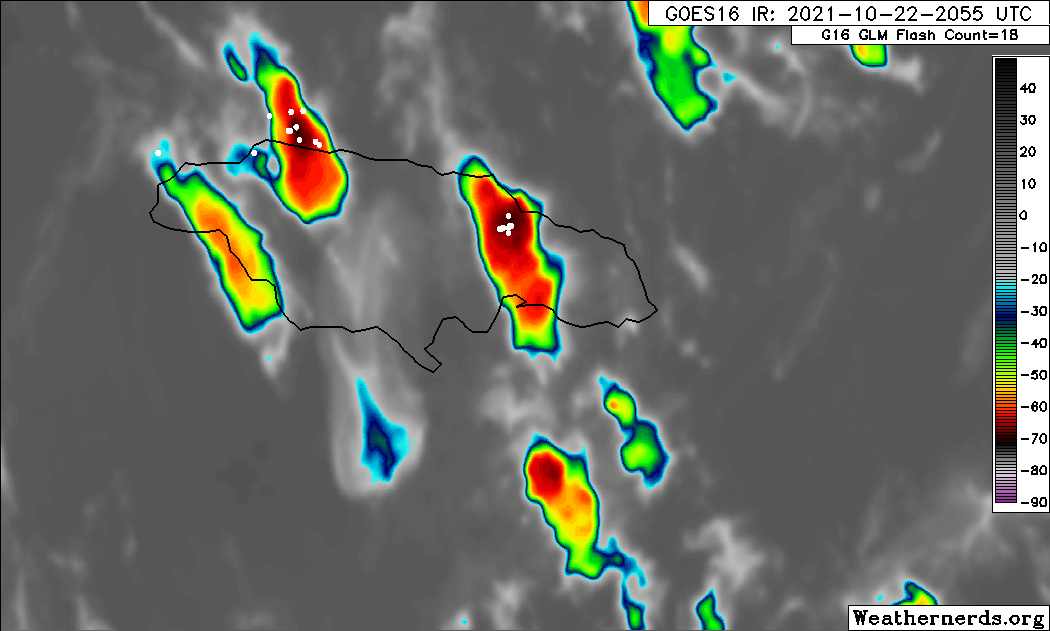 weatherjamaica's tweet photo. Close-up satellite image and doppler radar image now show clouds contributing to showers across sections of some northern &amp; western parishes. Some clouds and rainfall can also be seen coming in from the southeast moving into sections of some southern &amp; eastern parishes in Jamaica https://t.co/EijI0OBEZy