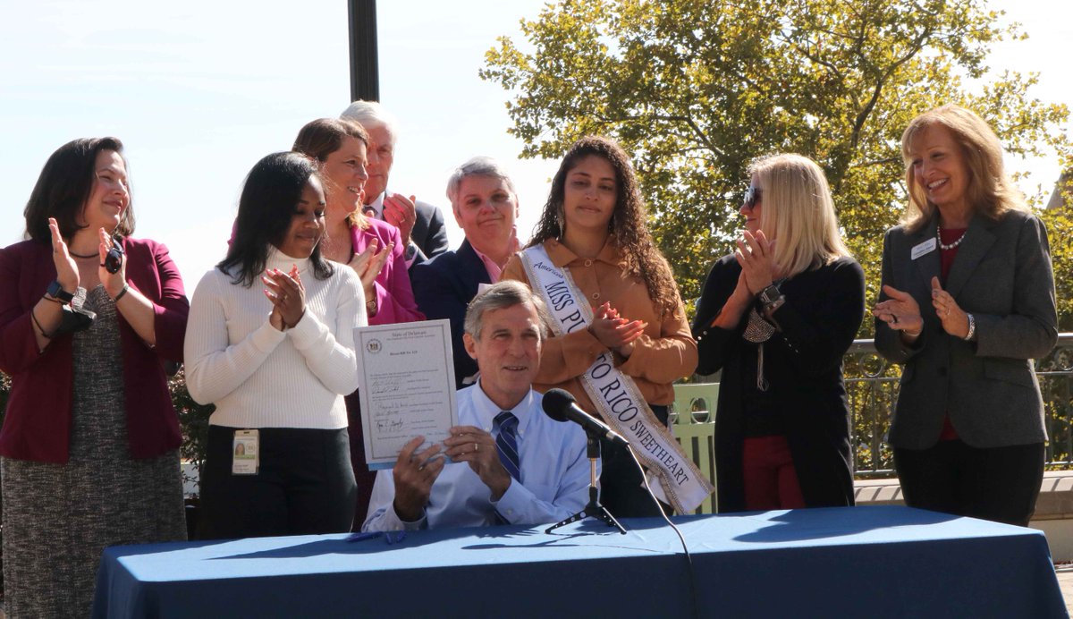 Young people aging out of foster care deserve the chance to pursue their dreams &amp; House Bill 123 lays a strong foundation for their futures. Watch Thursday's bill signing, here: ow.ly/lv5x50GwxgH

For more info on HB 123: ow.ly/6WZr50GwxgI

Thank you <a href="/JohnCarneyDE/">Mayor John Carney</a>!