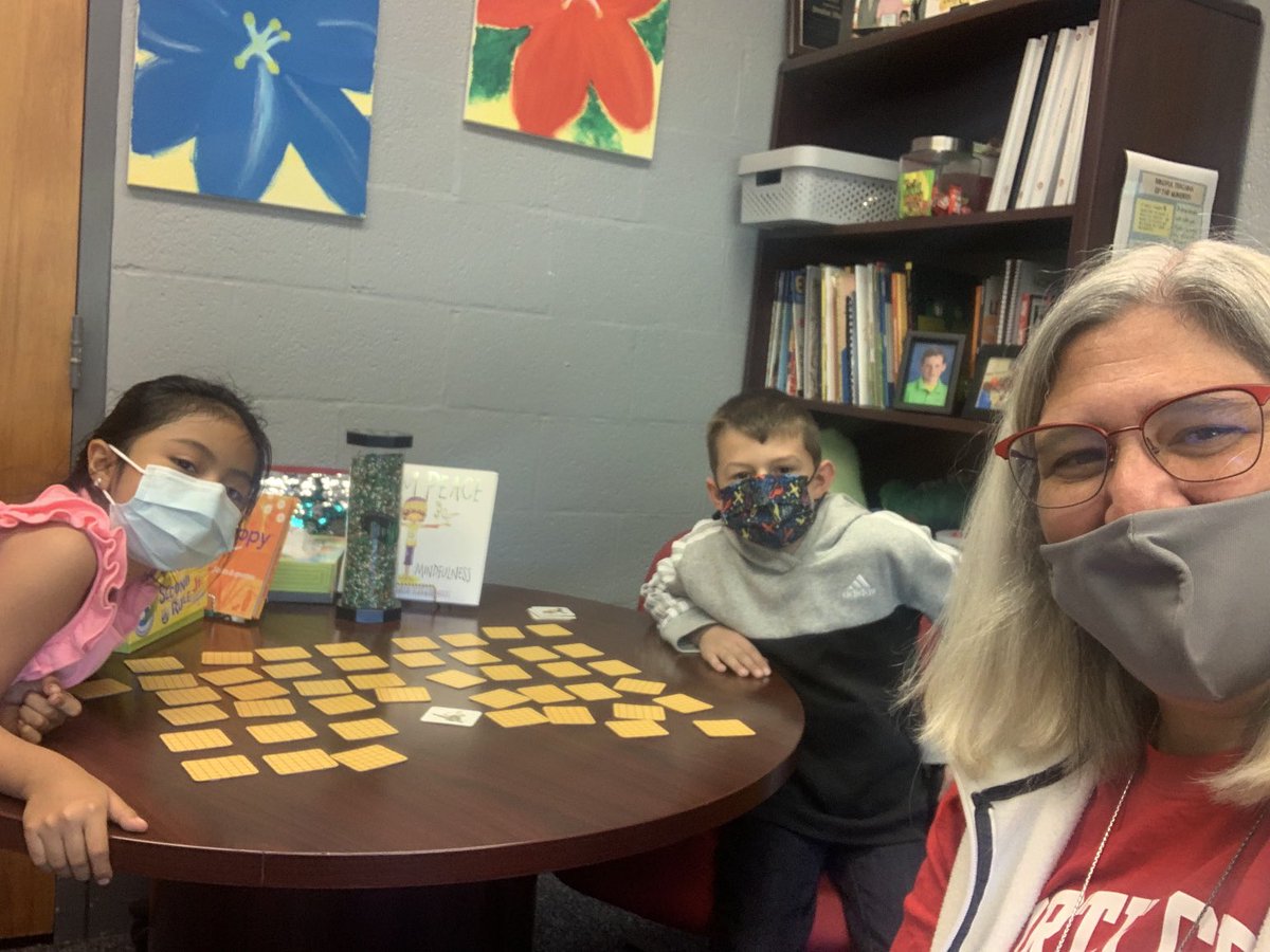 DeniseShafer23's tweet photo. Highlight of my day was recess with two first grade friends! #taketimetoplay #cubcash #pbis @AACountySchools @NGlenESaacps https://t.co/erAgGyAlJQ