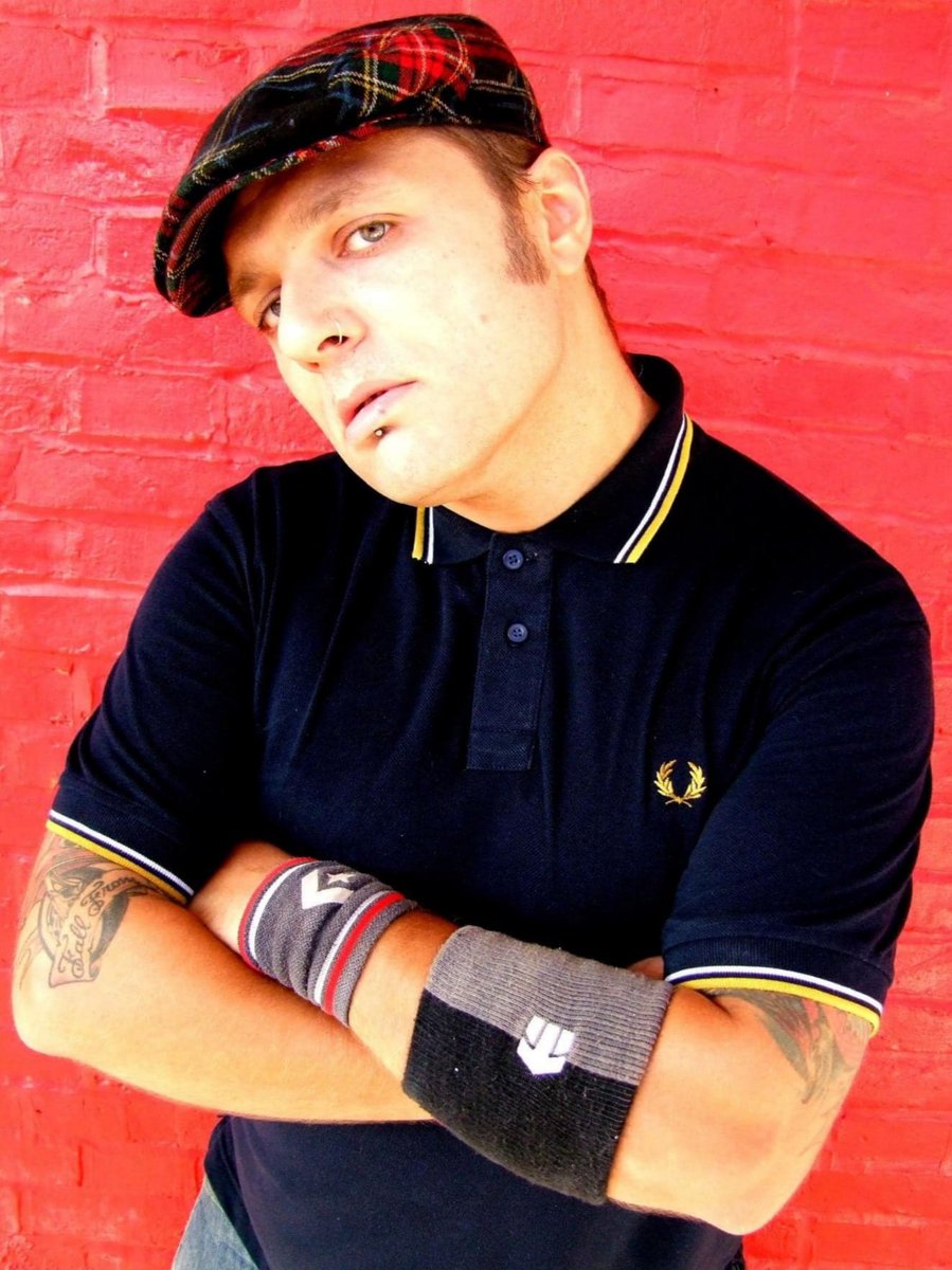 Sabato 23 ottobre alle ore 11:00, si terrà il funerale di Mono presso la chiesa di Baganzola (Parma).

Grazie infinite per la vostra vicinanza ed il vostro affetto.

Gli Ffd