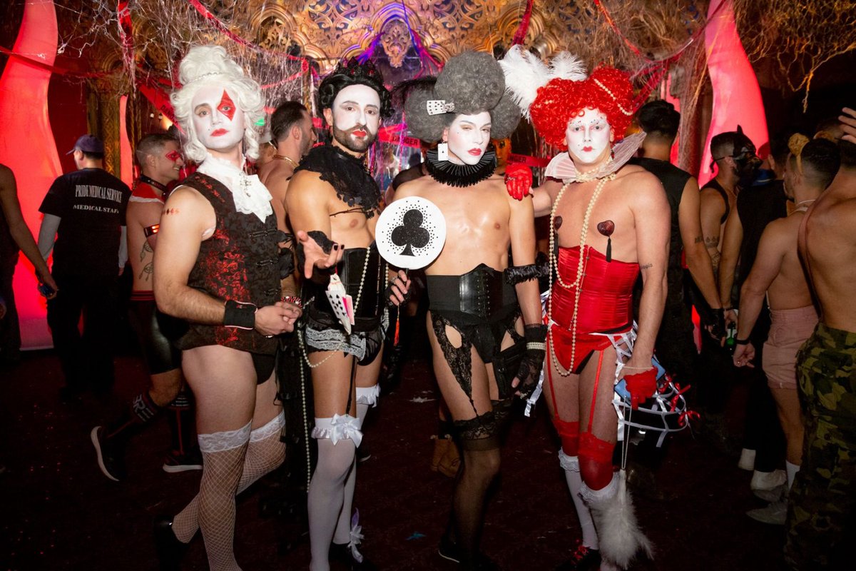 Halloweenie raises from the dead, raises money for Project Angel Food

heysocal.com/2021/10/22/hal…