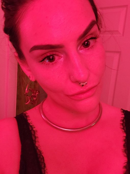 TW Pornstars - Sofia Vivana. The most retweeted pictures and videos for