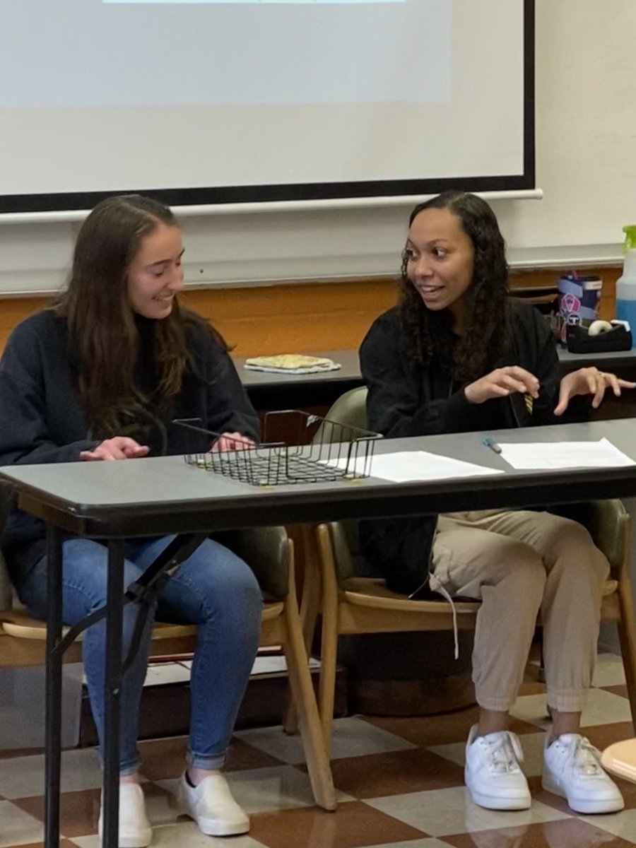 BlakeWJones's tweet photo. Learning about interpersonal communication and conflict management through role playing exercises and self-assessments in @DCcougarnation SDC Speech Communication today (another class option to potentially earn college credit). #EPSOweek2021 @DLWeeks83 @DCS_TN https://t.co/bYV0TUnnqb